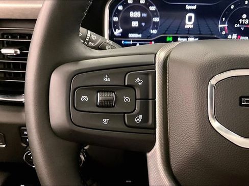 Used 2024 GMC Sierra 3500 Denali w/ Denali Reserve Package AWD/4WD image 27