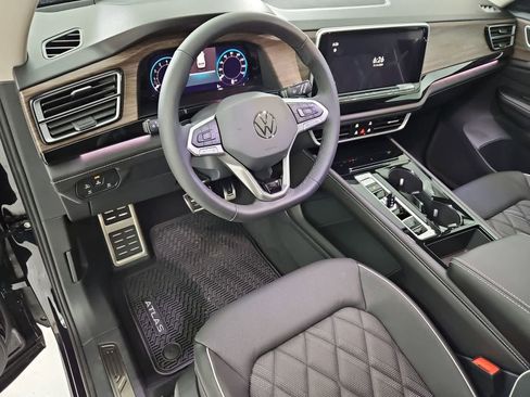 New 2026 Volkswagen Atlas SEL Premium R-Line AWD/4WD image 2
