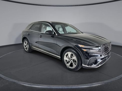 Used 2026 Genesis GV70 2.5T Advanced AWD/4WD image 2