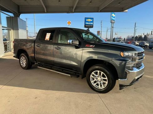 Used 2020 Chevrolet Silverado 1500 LT w/ All-Star Edition image 3