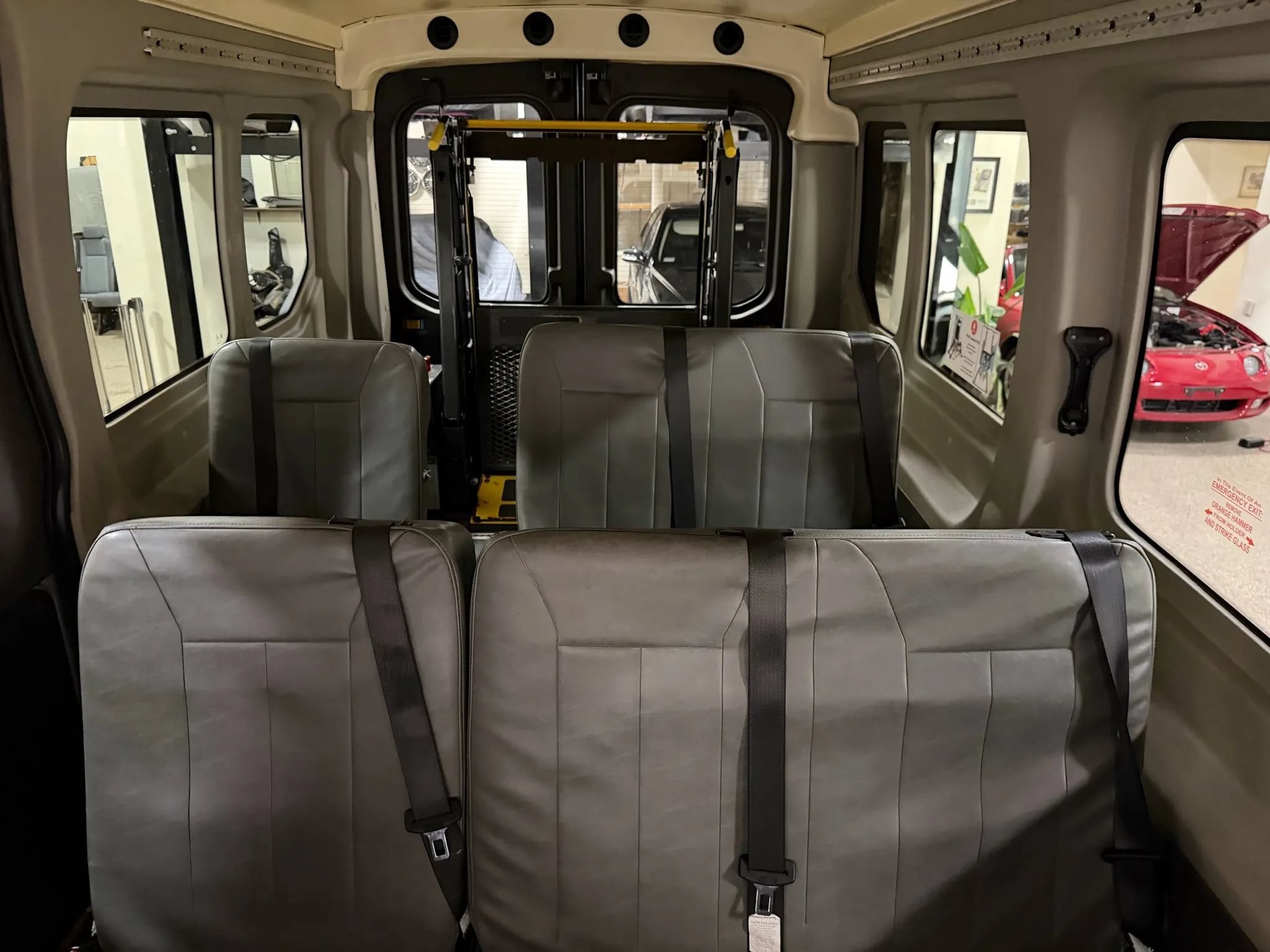 Used 2015 Ford Transit 250 148 Medium Roof RWD image 38