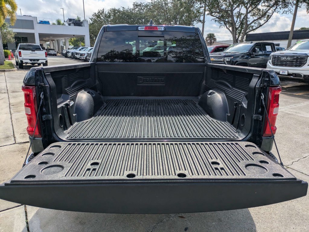 Used 2026 RAM 1500 Laramie AWD/4WD image 13