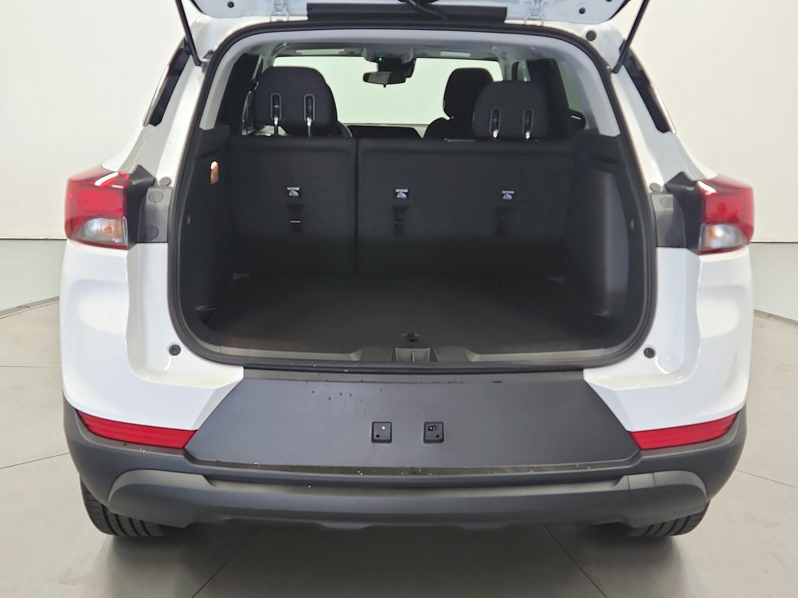 New 2026 Chevrolet TrailBlazer LT w/ Midnight Edition FWD image 24