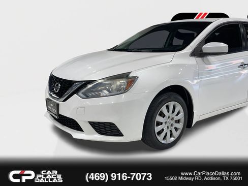Used 2017 Nissan Sentra SV FWD image 4