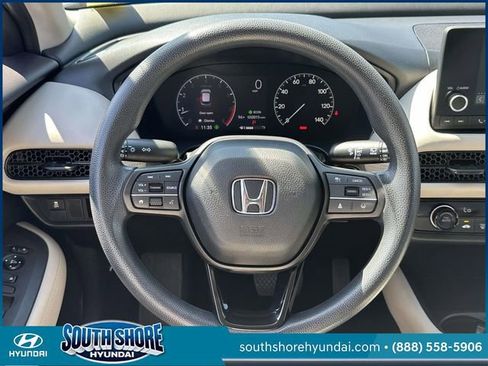 Used 2023 Honda HR-V LX image 15