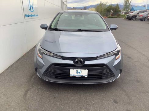 Used 2024 Toyota Corolla LE FWD image 6