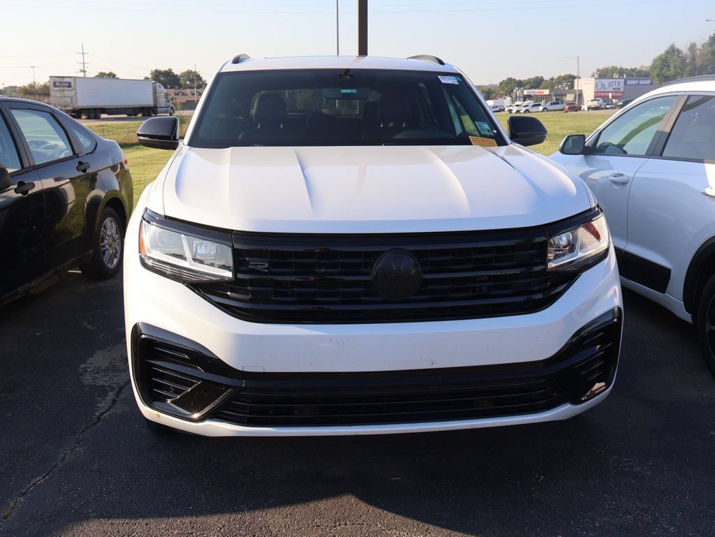 Used 2023 Volkswagen Atlas Cross Sport SEL R-Line AWD/4WD image 3