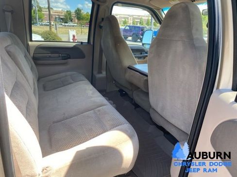 Used 2001 Ford F350 2WD Crew Cab Super Duty image 25