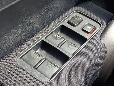 Used 2010 Honda CR-V LX image 22