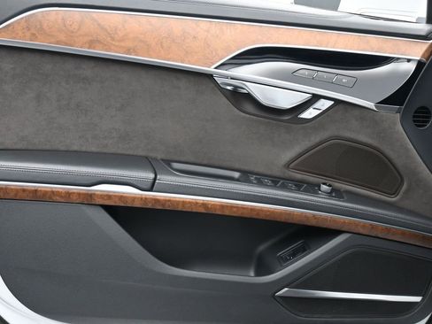 Used 2019 Audi A8 L 3.0T w/ Luxury Package image 9