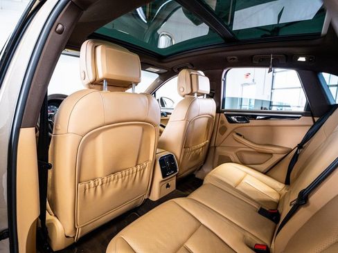 Used 2016 Porsche Macan S image 57