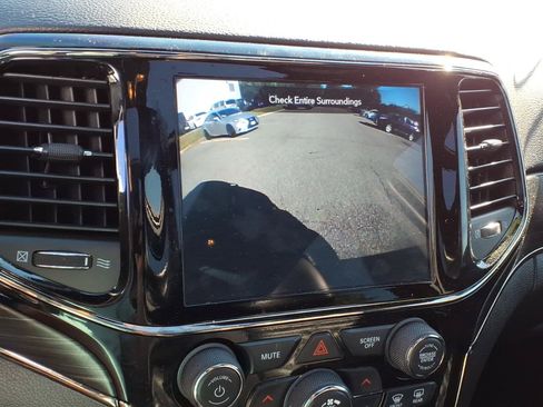 Used 2019 Jeep Grand Cherokee Limited X AWD/4WD image 18
