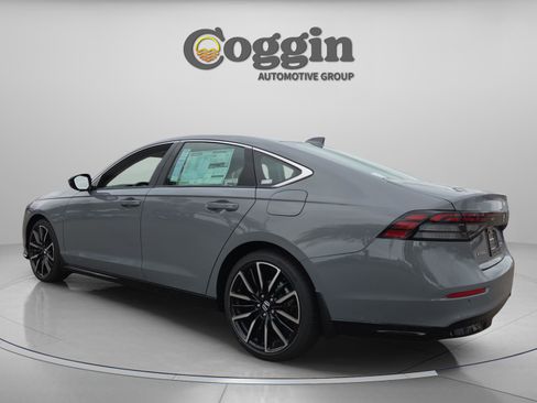 New 2026 Honda Accord Touring image 7