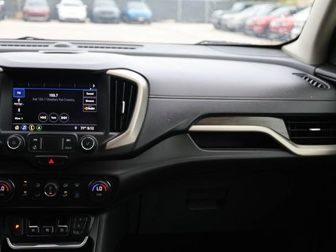 Used 2020 GMC Terrain Denali w/ Denali Premium Package image 25