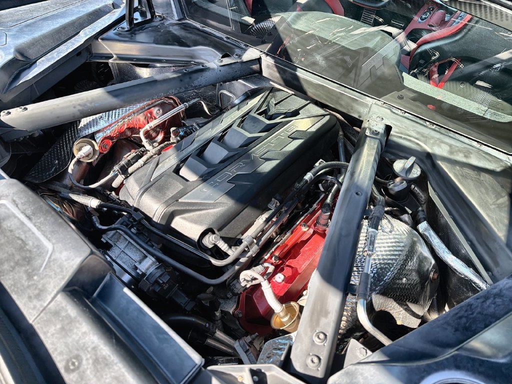Used 2024 Chevrolet Corvette Stingray Preferred Cpe w/ 2LT RWD image 17