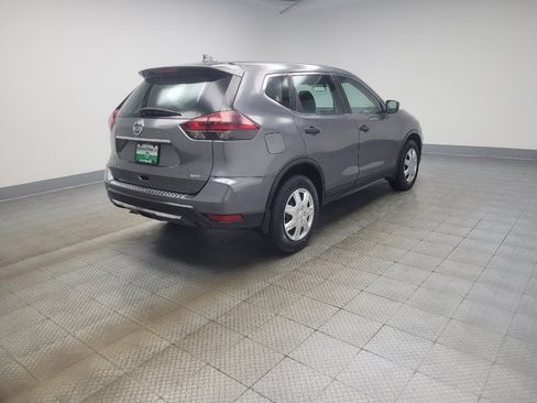 Used 2018 Nissan Rogue S AWD/4WD image 10