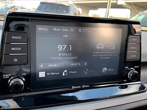 Used 2023 Kia Seltos LX image 31