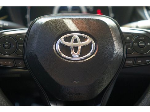 Used 2026 Toyota Corolla LE w/ LE Premium Package FWD image 6