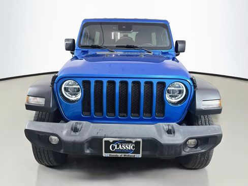 Used 2022 Jeep Wrangler Unlimited Sport AWD/4WD image 2