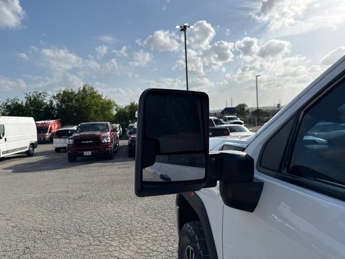 Used 2023 GMC Sierra 2500 Pro w/ Convenience Package RWD image 18