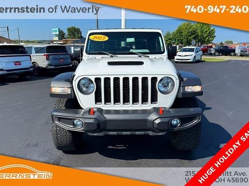 Used 2023 Jeep Gladiator Mojave image 2