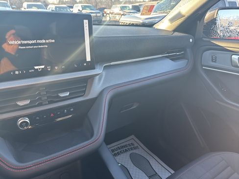 New 2026 Ford Explorer ST-Line w/ ST-Line Street Pack image 23