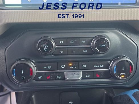 Used 2022 Ford Bronco Wildtrak image 15