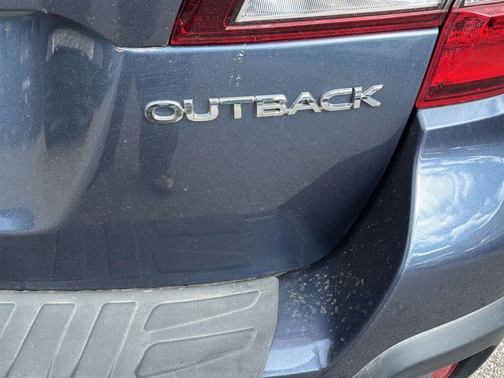 Used 2018 Subaru Outback 2.5i Premium AWD/4WD image 5