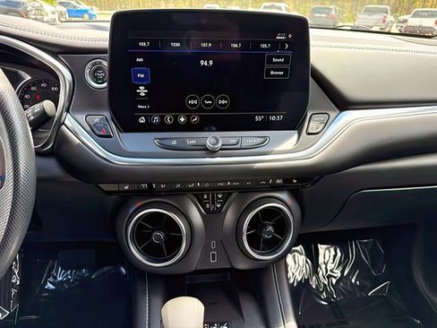 Used 2024 Chevrolet Blazer LT w/ Convenience Package AWD/4WD image 26