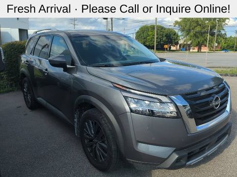 Used 2023 Nissan Pathfinder SL w/ SL Premium Package AWD/4WD image 1