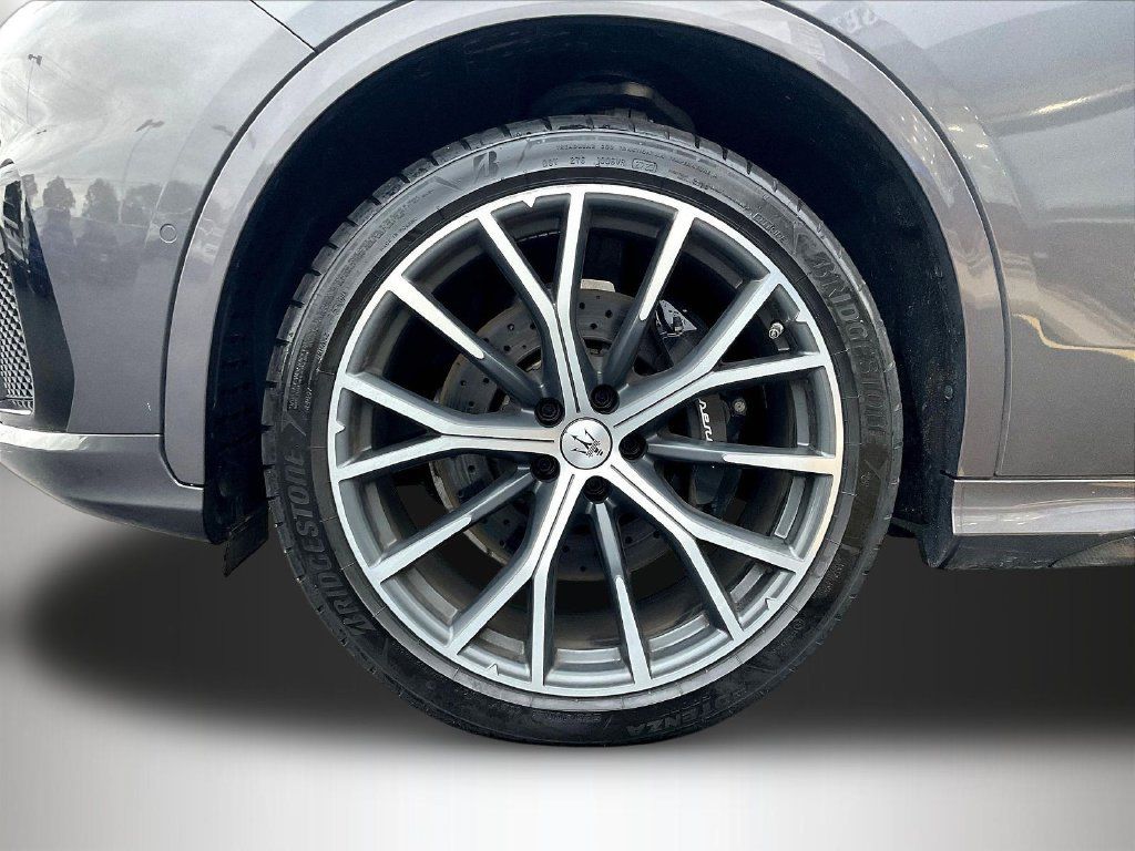 Used 2023 Maserati Grecale Modena AWD/4WD image 34