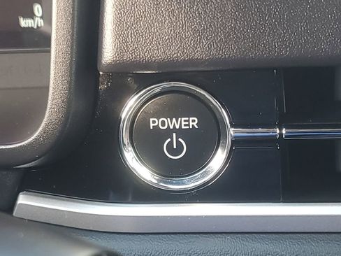 Used 2025 Mitsubishi Outlander ES AWD/4WD image 29