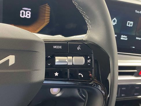 New 2026 Kia Sorento LX FWD image 22