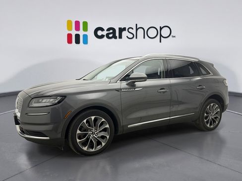 Used 2022 Lincoln Nautilus Reserve image 1