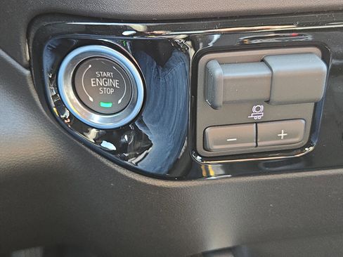 New 2026 Chevrolet Silverado 1500 LT image 28