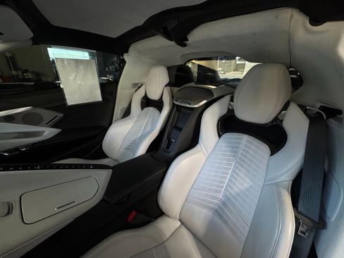 Used 2024 Chevrolet Corvette Z06 image 11