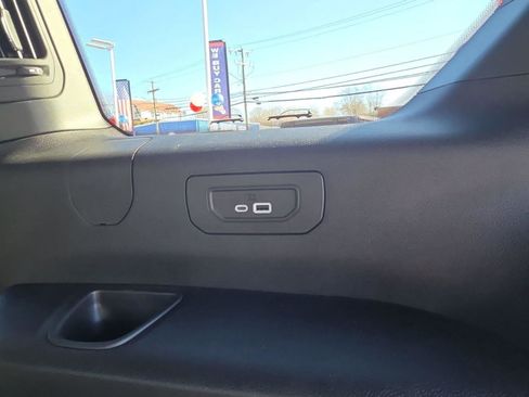 New 2025 Jeep Grand Cherokee L Laredo w/ Luxury Tech Group I image 30