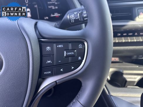 Used 2025 Lexus UX 300h FWD image 20