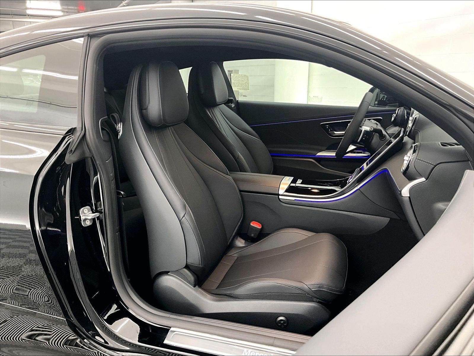 New 2026 Mercedes-Benz CLE 450 4MATIC Coupe image 5