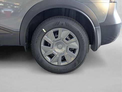 New 2026 Nissan Kicks S image 9