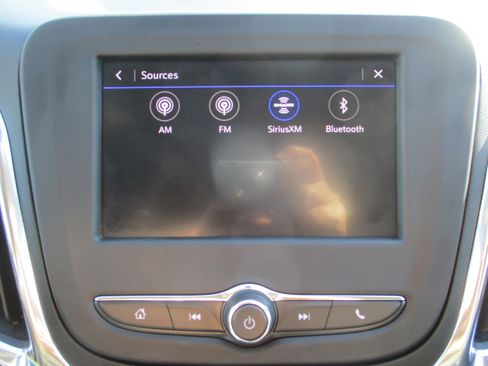 Used 2023 Chevrolet Equinox LT image 21