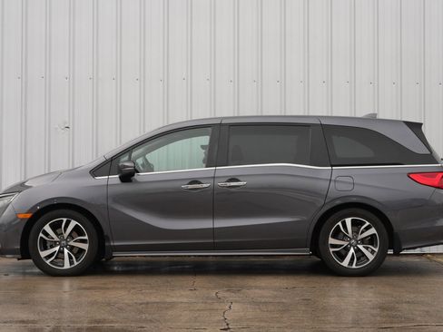 Used 2023 Honda Odyssey Touring image 8