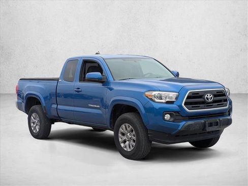 Used 2016 Toyota Tacoma SR5 image 3
