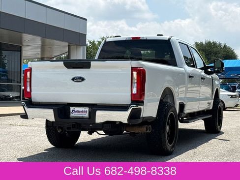 Used 2023 Ford F250 XLT w/ FX4 Off-Road Package AWD/4WD image 9
