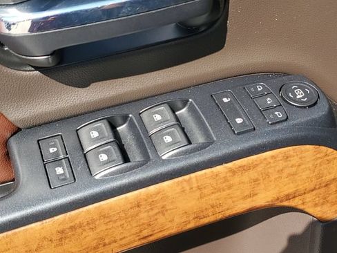 Used 2017 Chevrolet Silverado 2500 High Country w/ Duramax Plus Package AWD/4WD image 22