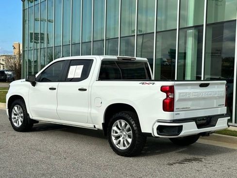 Used 2023 Chevrolet Silverado 1500 Custom image 13