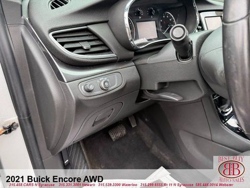 Used 2021 Buick Encore Preferred AWD/4WD image 16