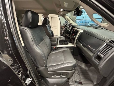 Used 2018 RAM 2500 Laramie image 37