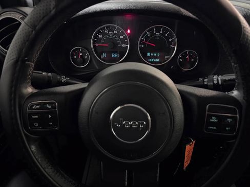 Used 2012 Jeep Wrangler Sport AWD/4WD image 12