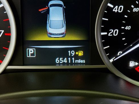 Used 2018 Nissan Sentra SV image 8